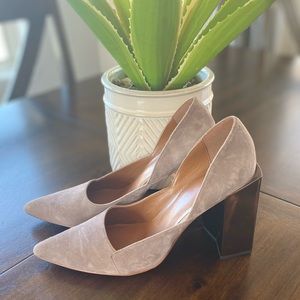 Halston | Phoebe Metallic Chunk Heel | Size 9